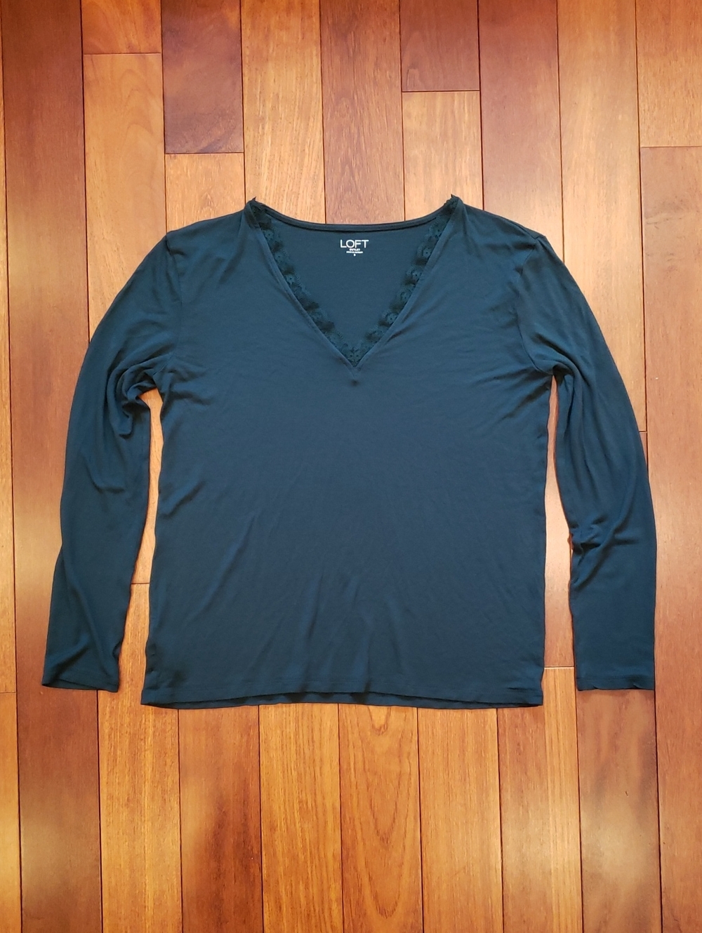 LOFT Women's Small Dark Green Vneck Long Sleeve Tshirt, Rayon